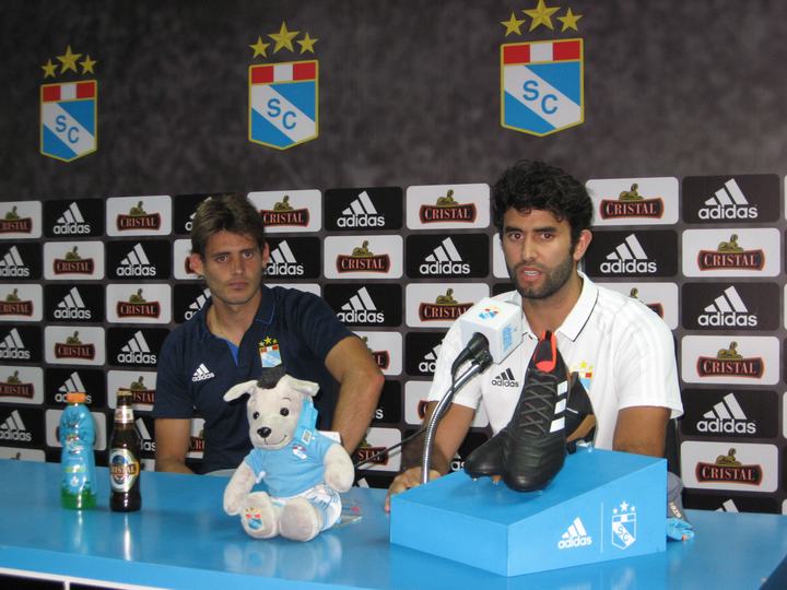 Presentación de Omar Merlo como nuevo Defensor en Sporting Cristal – Fotos