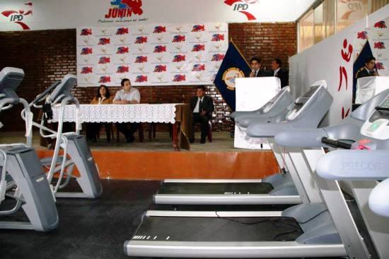 IPD Inaugura moderno gimnasio multifuncional en Huancayo