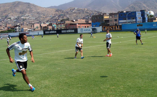 Cristal quedó listo para enfrentar  al Paranaense, en el debut por la Copa Libertadores
