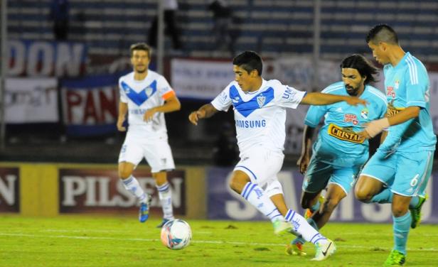 (VIDEO) Cristal derrotó a Vélez Sarsfield en Copa Bandes