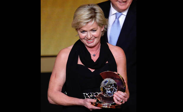 Silvia Neid, mejor entrenadora de 2013
