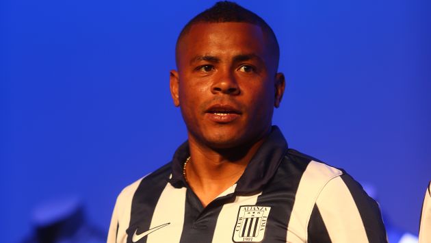 Aguirre: “Entreno duro consciente que tengo que marcar un gol ante San Simón”