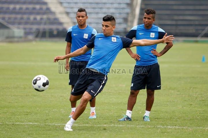 Albarracin: “Estoy preparado para jugar de titular en Alianza Lima”