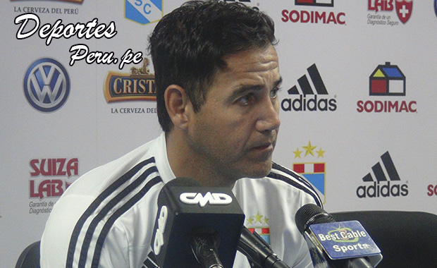 Daniel Ahmed: “Los jugadores están muy comprometidos y eso ayuda a ese crecimiento”