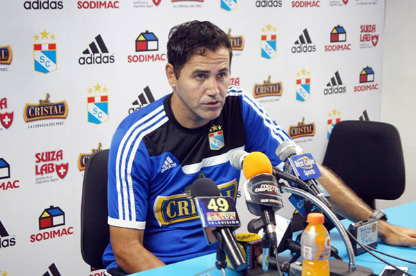 Daniel Ahmed: “El equipo esté preparado para lograr los tres puntos”