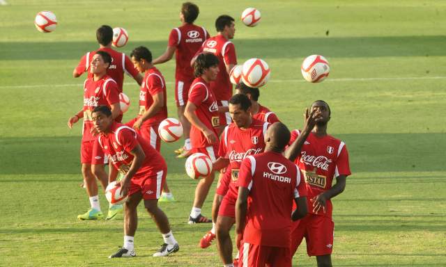 Pablo Bengoechea dio a conocer su primera convocatoria