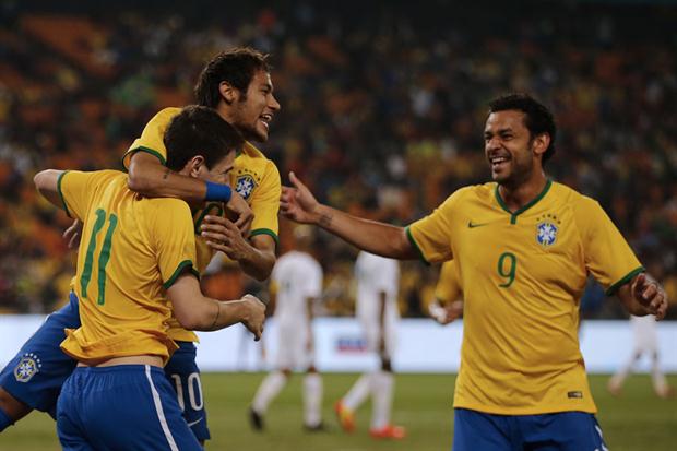 Brasil goleó 5-0 a Sudáfrica con ‘Hat-trick’ de Neymar