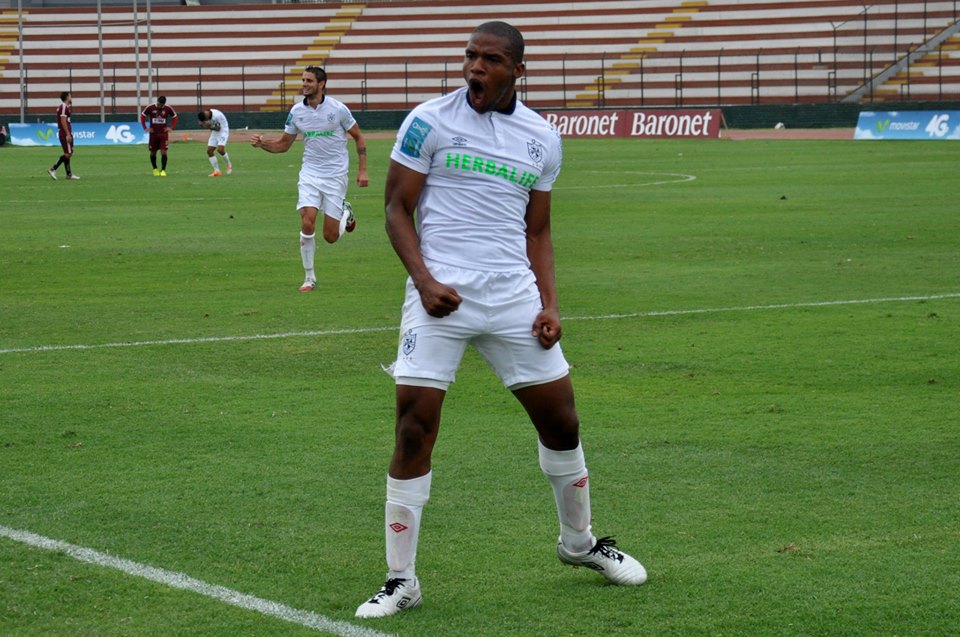 Sigue puntero: San Martín venció por 2-0 a UTC en el Callao