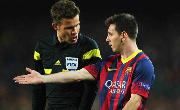 La FIFA prohíbe al Barcelona fichar por traspasos ilegales