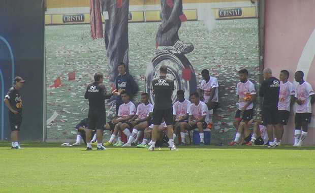 Pablo Bengoechea dio a conocer la lista para el segundo microciclo