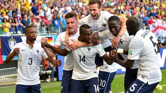 Francia deja claras sus ambiciones venciendo a Suiza por 5-2