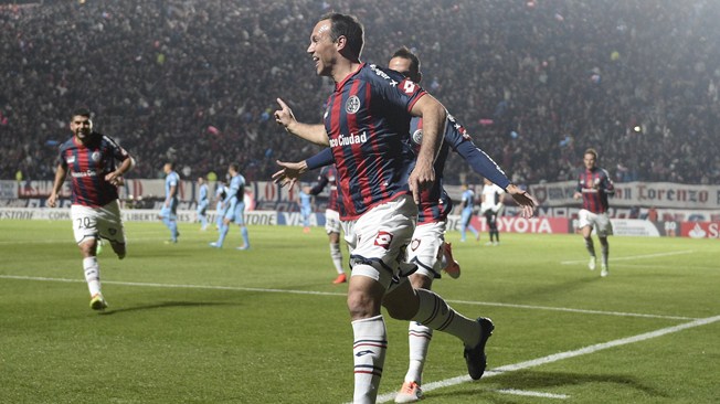 San Lorenzo goleó por 5-0 a Bolívar