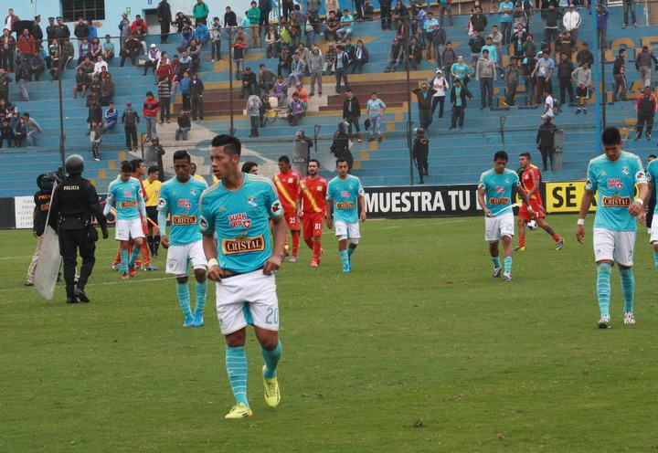 Cristal perdió por 2-1 ante Huancayo