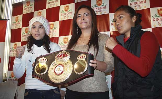 Linda Lecca  defenderá su corona por primera vez ante la mexicana Guadalupe