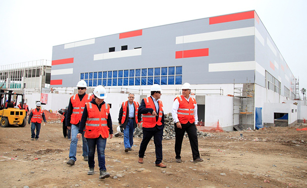 Dirigentes de Odesur visitaron avance de las obras en el car de la Videna
