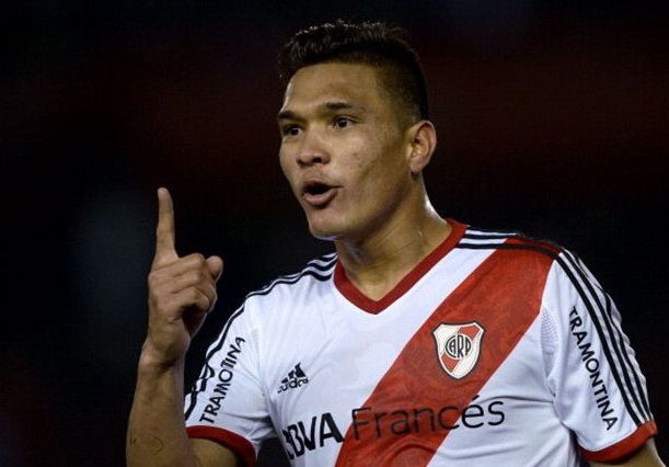 Teo Gutierrez es pedido en Europa pero River lo asegura