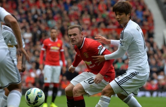Manchester United empezó la Premier con el pie izquierdo
