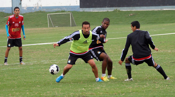 Cristal listo para enfrentar a UTC en el Gallardo