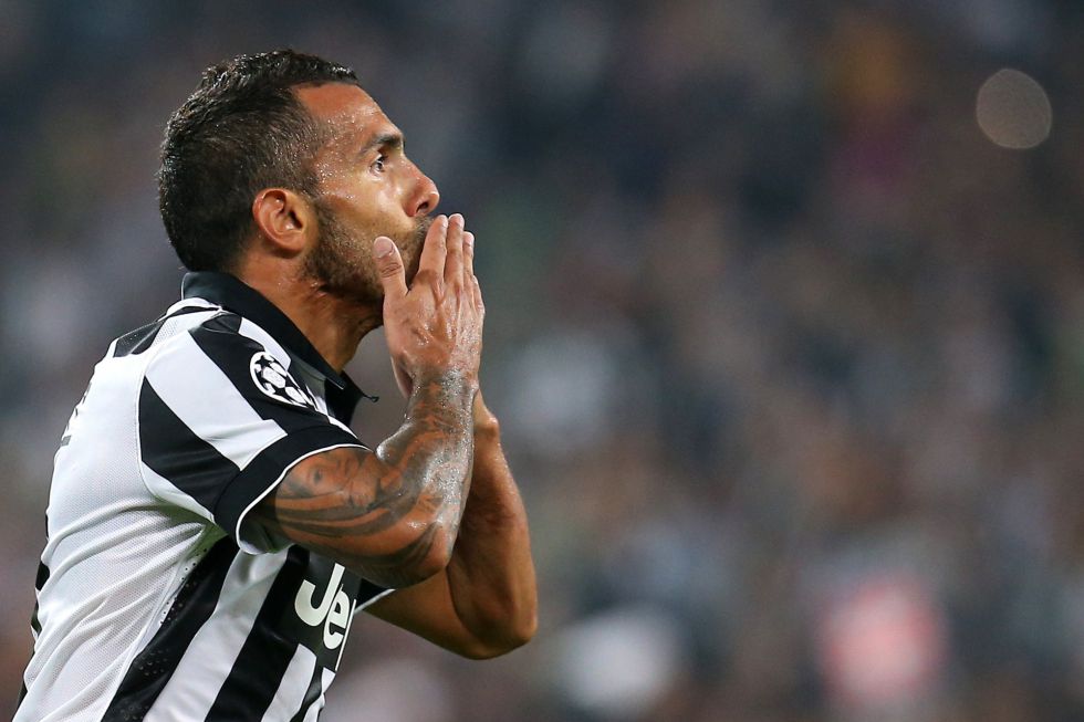 Con dos goles de Tévez, Juventus venció por 2-0 Malmö