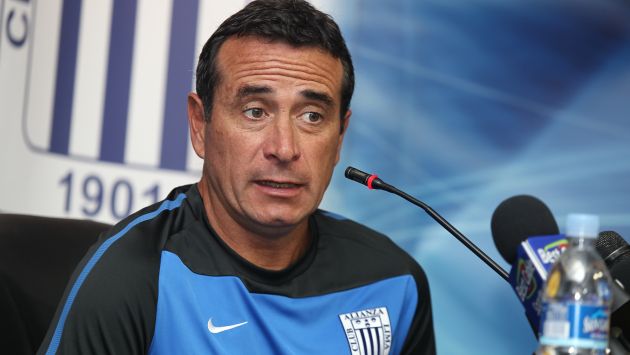 Sanguinetti: “Quedan seis finales, el equipo viene en ascenso y ganando partidos importantes”