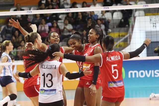 Perú debutó con una victoria de suspenso ante Argentina en el Final Four U20 Copa Gatorade