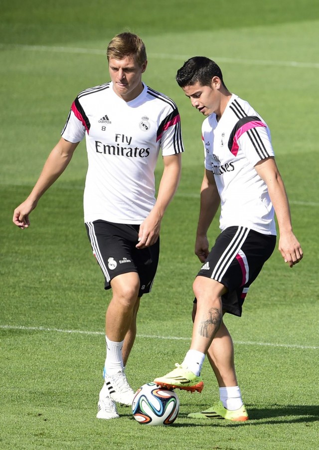 Siete debutantes en el Clásico español