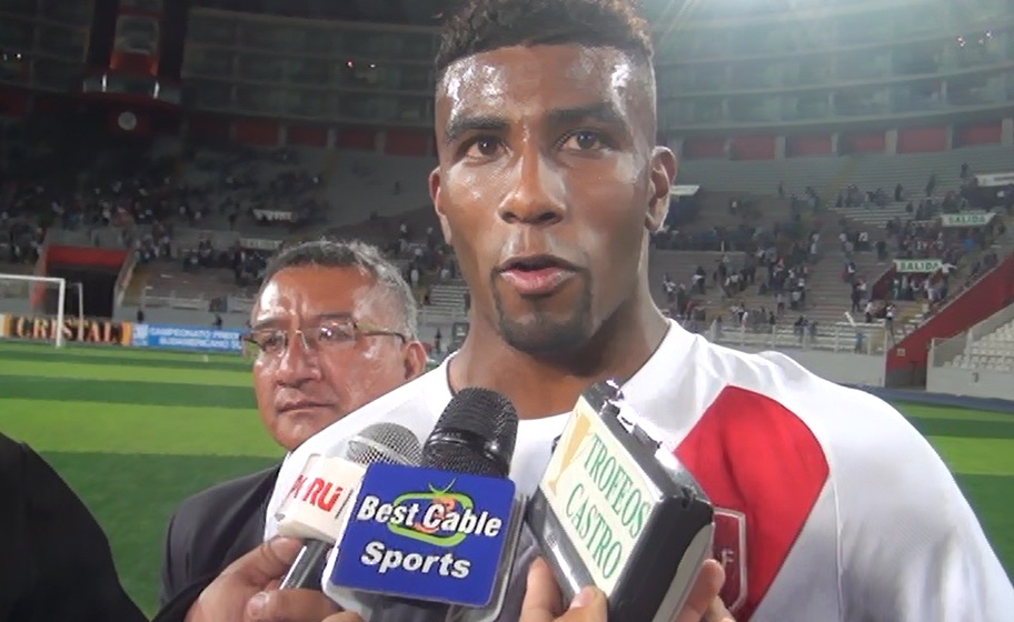 (VÍDEO) Carlos Ascues: “Ojala siga así anotando goles con la selección”