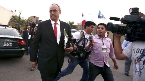 (VIDEO) Manuel Burga: “Los viejos soldados nunca mueren, solo se desvanecen”