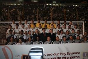 Fotos: Universitario de Deportes vs D. Cali (Colombia) Noche Crema 2015
