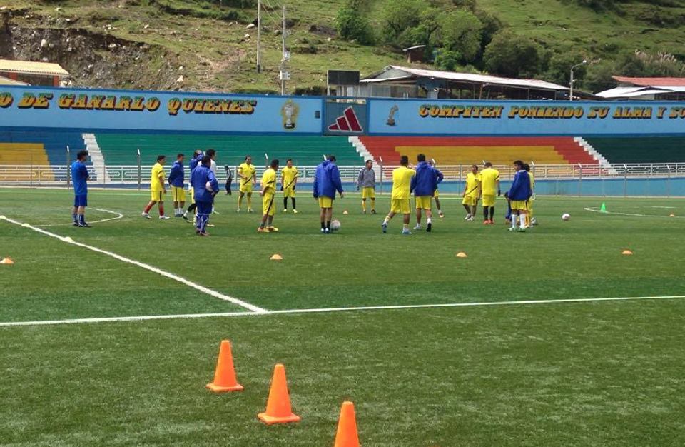 HUALGAYOC DE “CHARAPA”TORRES EN LO MÁS ALTO