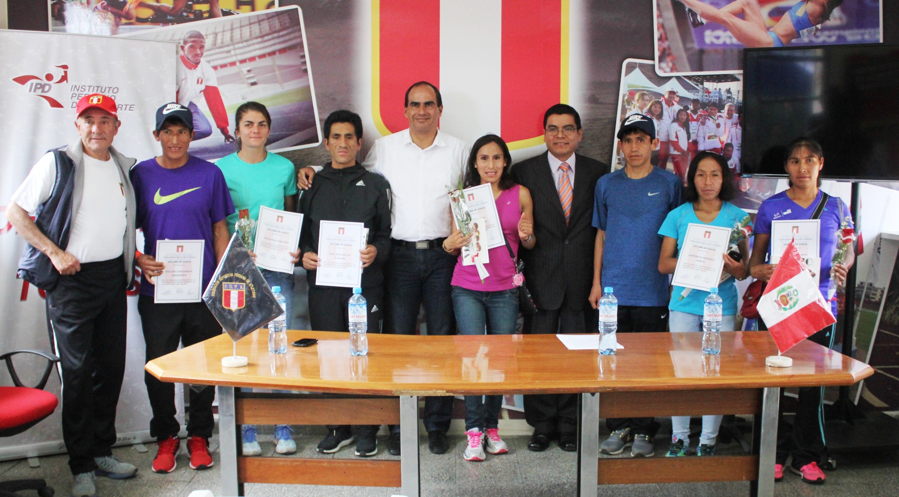IPD y Federación peruana de Atletismo rinde merecido homenaje a atletas peruanos