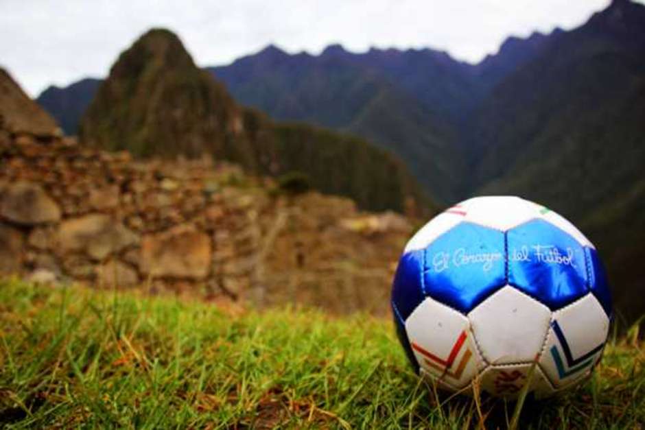 Copa América Chile 2015: balón visita Machu Picchu en vídeo