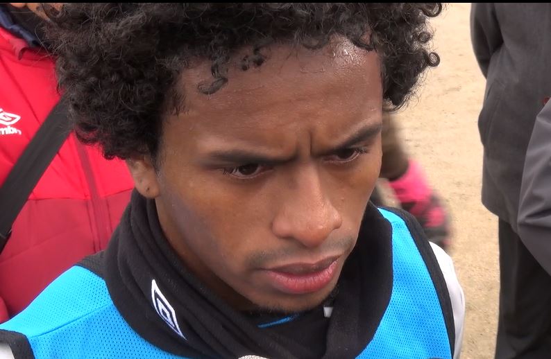 Reyna: “Si no juega Farfán, estoy disponible”