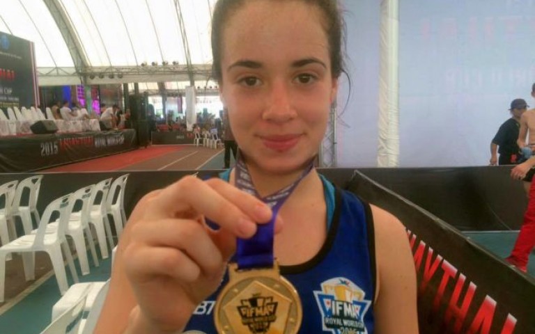 María Paula Buzaglo peruana se coronó campeona mundial de Muay Thai