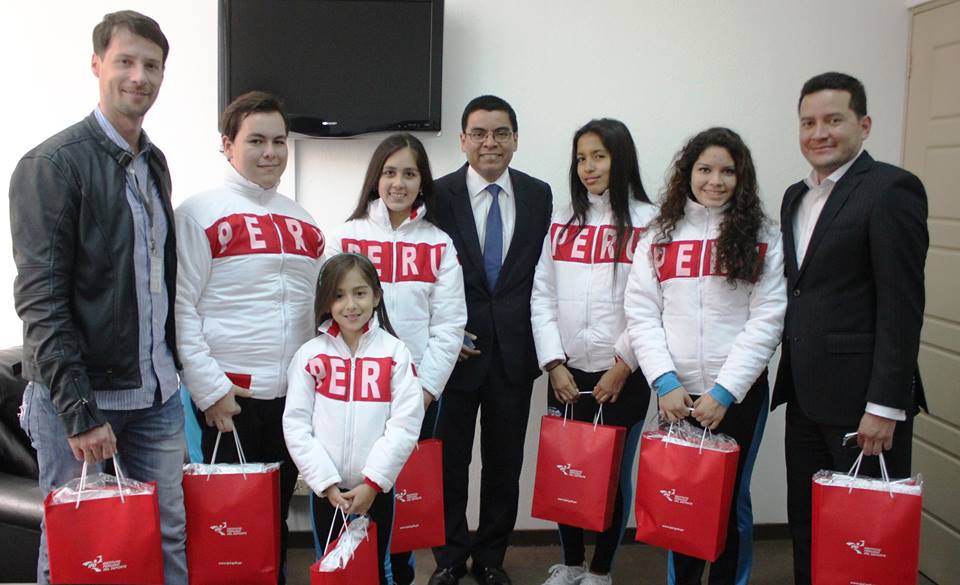 IPD apoyó a delegación peruana que competirá en sudamericano de patinaje sobre hielo de Argentina