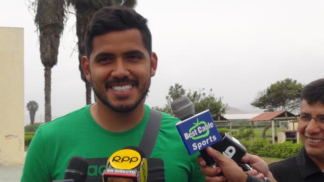 (VIDEO) Raúl Fernández: “En el vestuario de Universitario mando yo aún así no tape”