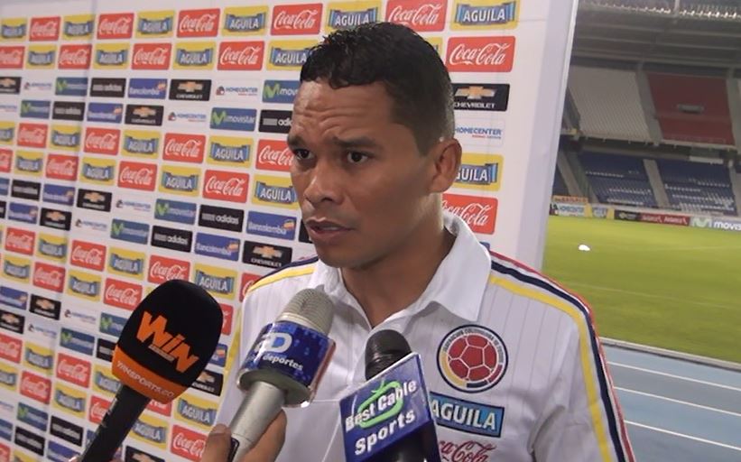 Carlos Bacca: “Sabemos que los peruanos meten bastante pata”