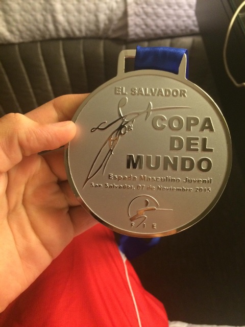 Peruano: es subcampeón del mundo en espadas de esgrima