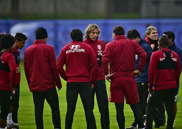 Selección peruana inicia hoy entrenamientos para enfrentar a Paraguay y Brasil