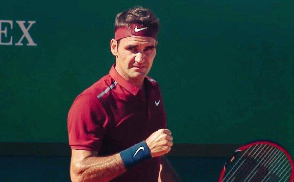 FEDERER AVANZA EN MONTECARLO