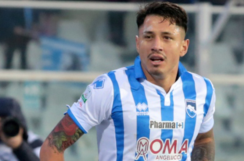 LAPADULA SE ALEJA