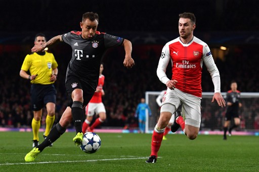 La UEFA multa a Arsenal y Bayern Múnich por el comportamiento de sus hinchas