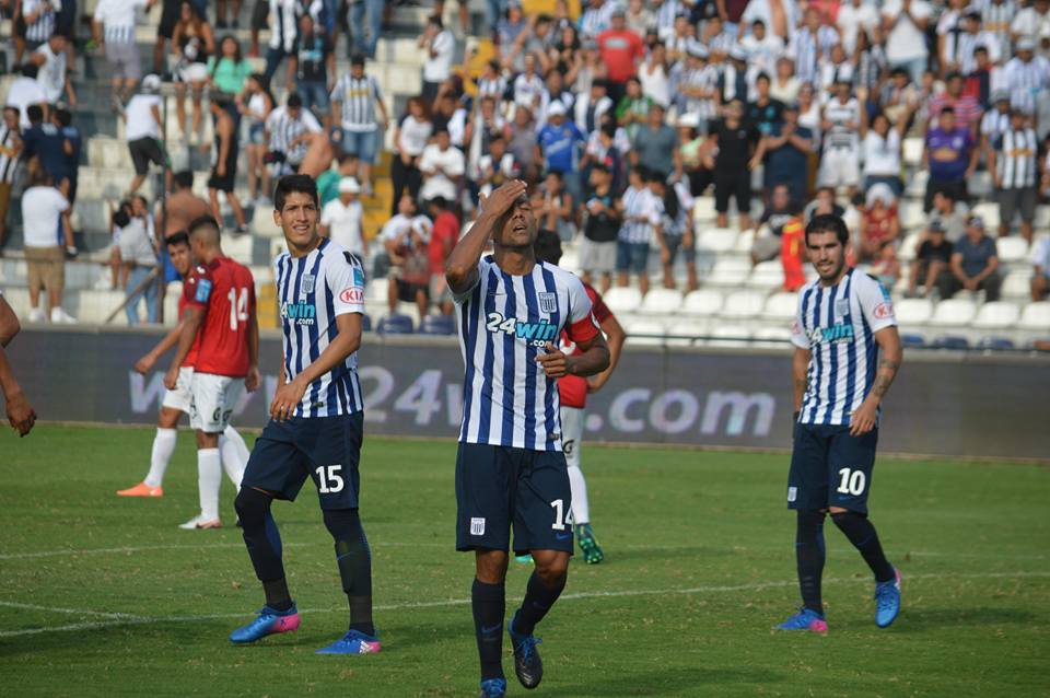 Alianza Lima alista su mejor once para enfrentar mañana a Independiente de Avellaneda