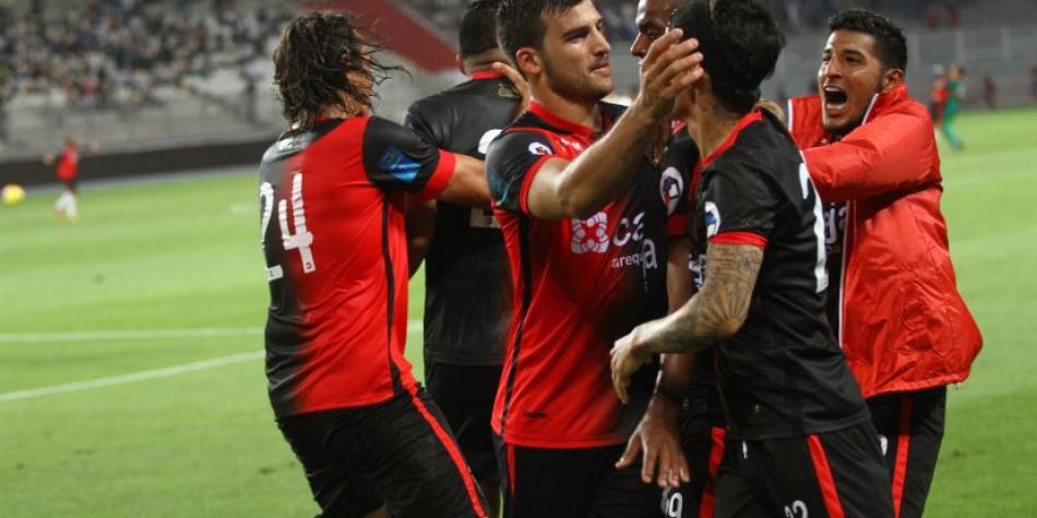 Melgar cayó 2-0 con Independiente de Medellín en el Atanasio Girardot