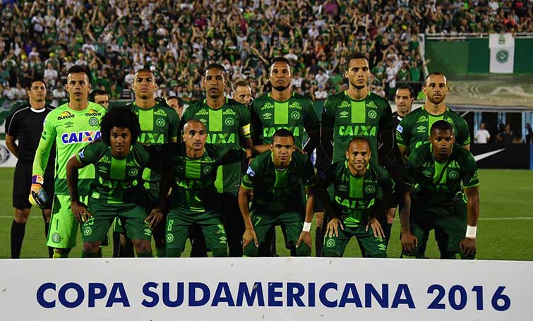 Chapecoense y Atlético Nacional se miden en la final de la Recopa Sudamericana