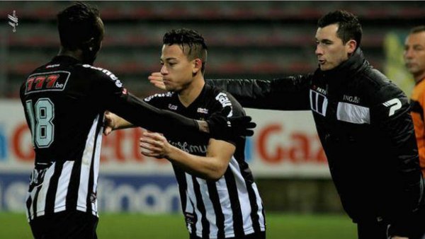 Cristian Benavente sigue anotando goles en la Liga de Bélgica