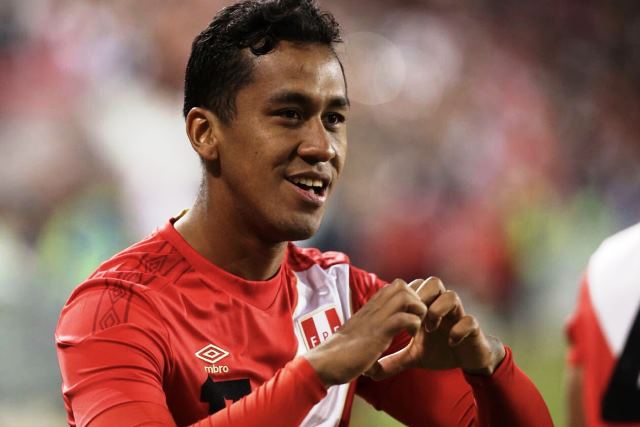 Celta de Vigo confirmó el fichaje de Renato Tapia del hasta 2024