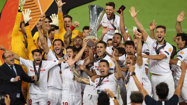 Sevilla derrotó 3 – 2 al Inter de Milán y es el campeón de la Europa League