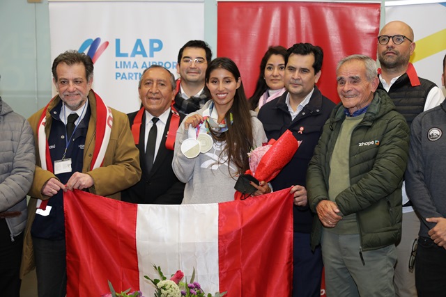 El Perú recibe a Kimberly García y el IPD entregará un Premio Económico Especial a Deportista